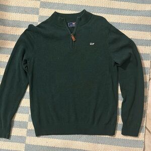 Vineyard vines sweater